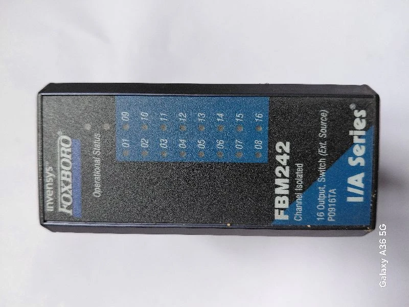 FOXBORO FBM242 Input channel powering and grounding module