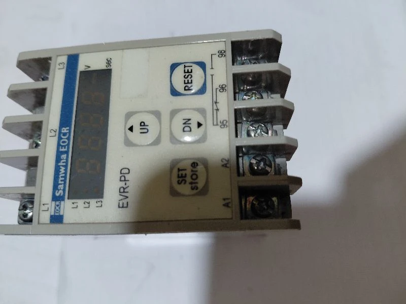 Telemechanique EOCR EVR-PD 440 N  220  Digital AC Voltage Relay